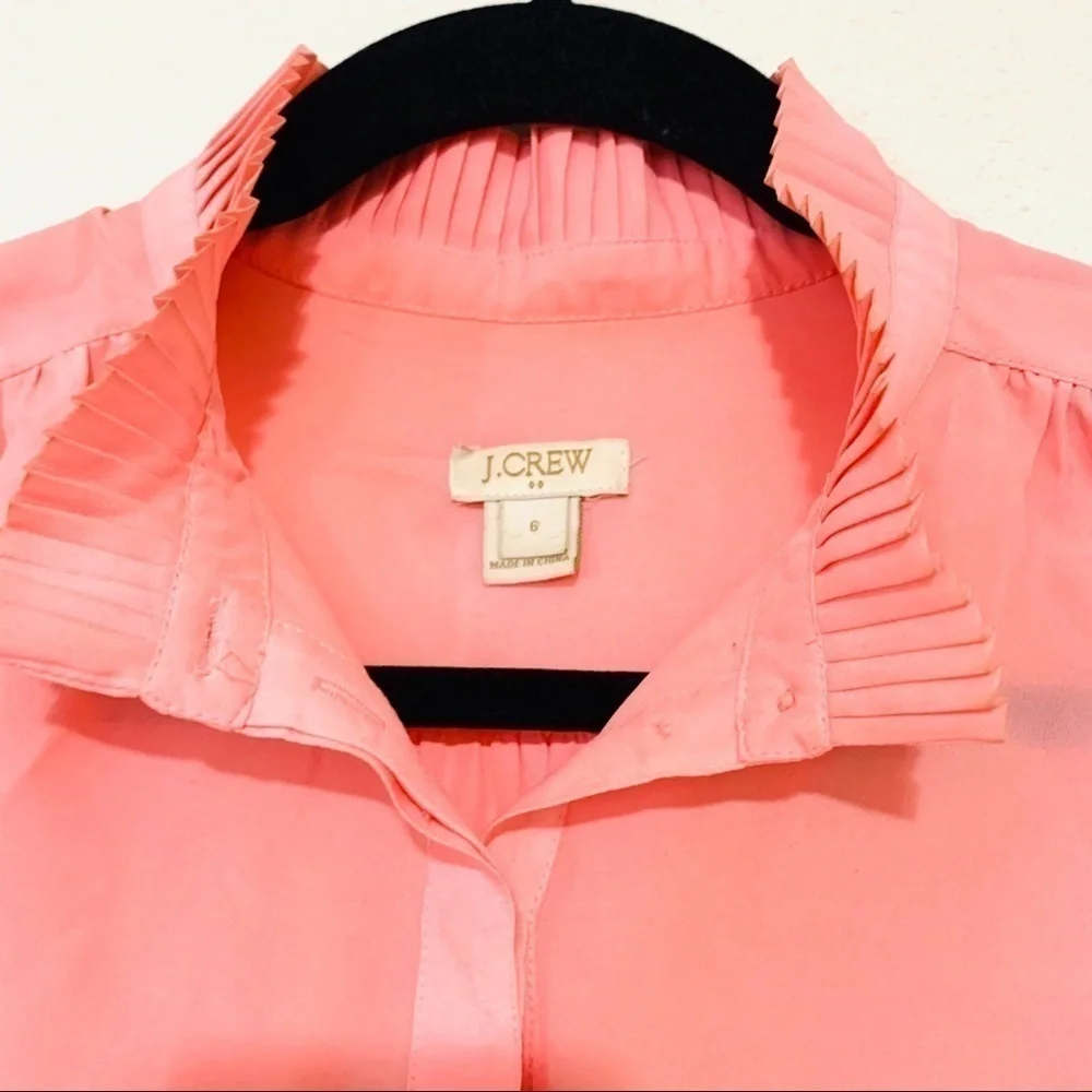 J. Crew Light Pink Pleated Ruffle Collar Sleeveless Blouse Size 6 feminine chic